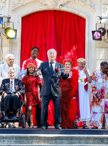 Maison de retraite - la série